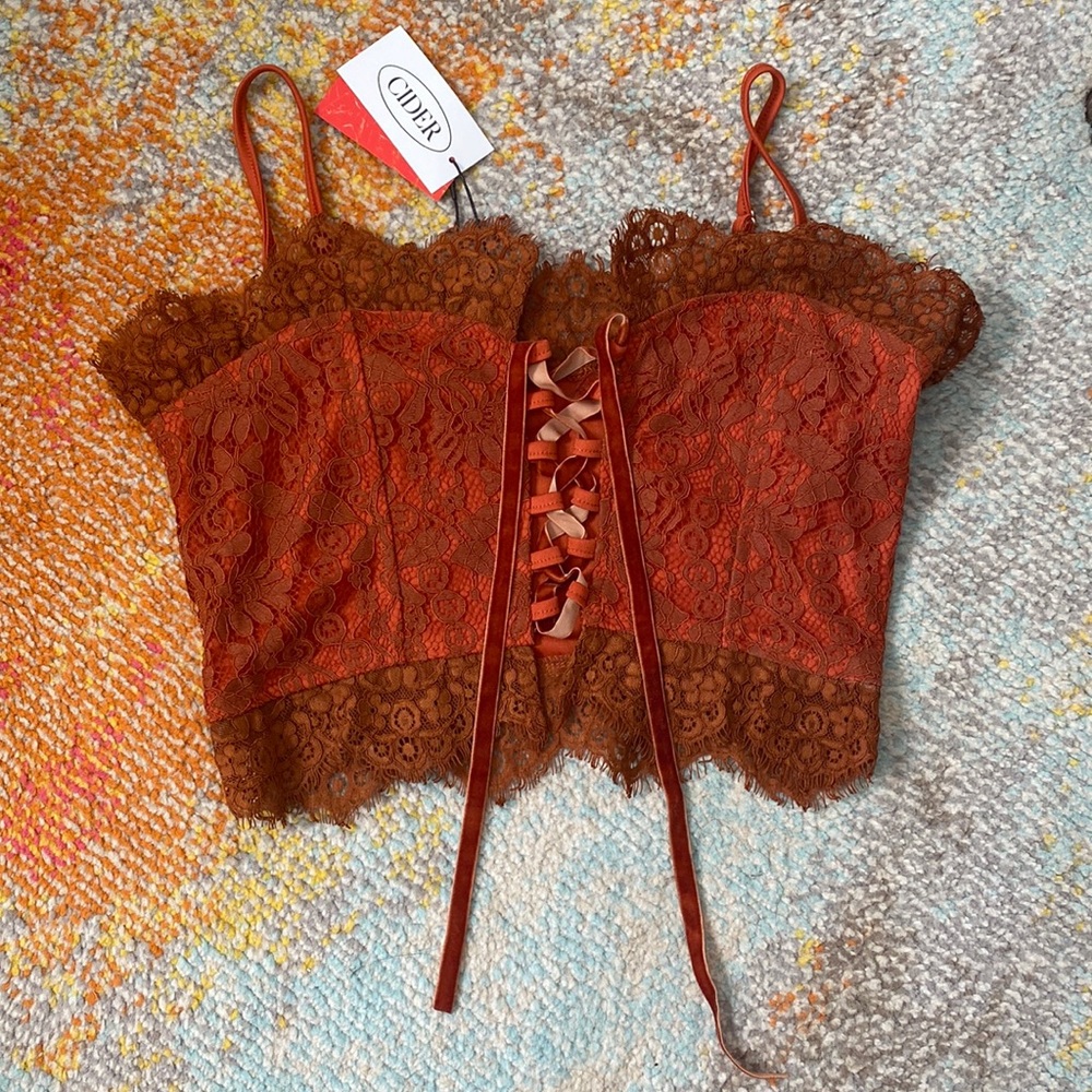 Cider Hot Girl Lace Overlaid Cami Corset Top